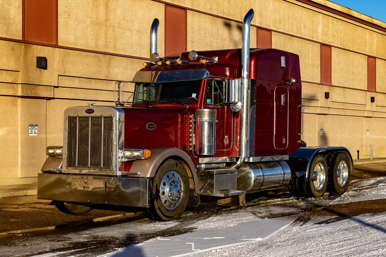 2004 Peterbilt 379 Longnose Tractor Sleeper Canadian Classic Red Deer AB
