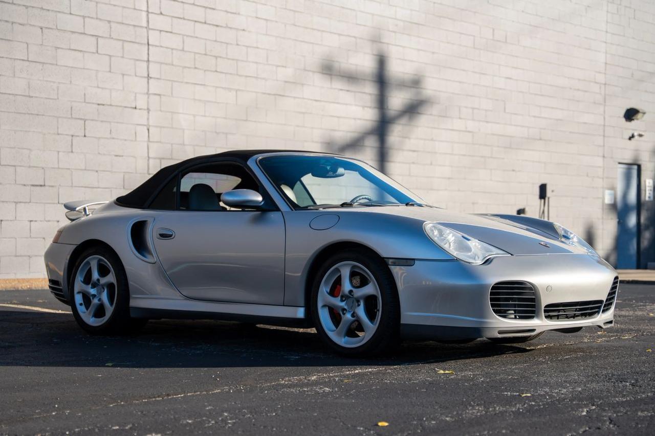 2004 Porsche 911 Turbo Cabriolet 2D St. Louis MO