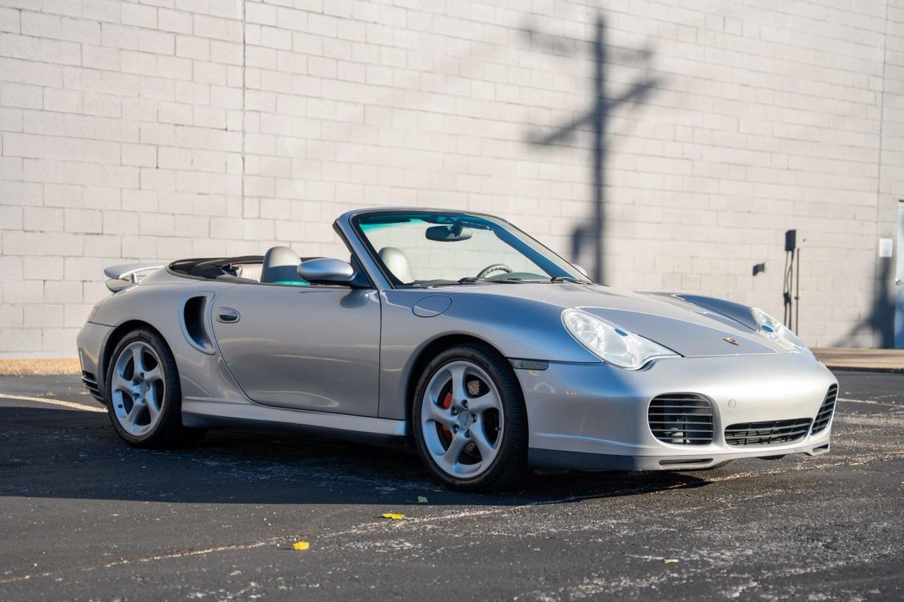 2004 Porsche 911 Turbo Cabriolet 2D St. Louis MO