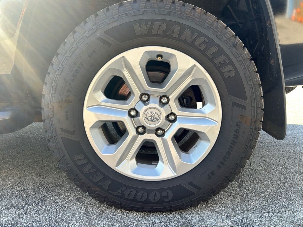 2004 TOYOTA 4RUNNER SR5 Toledo OH