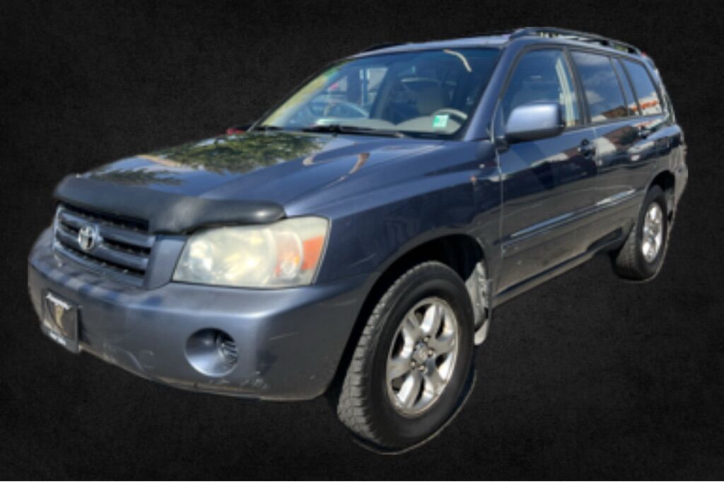 2004 TOYOTA HIGHLANDER BASE Des Moines WA