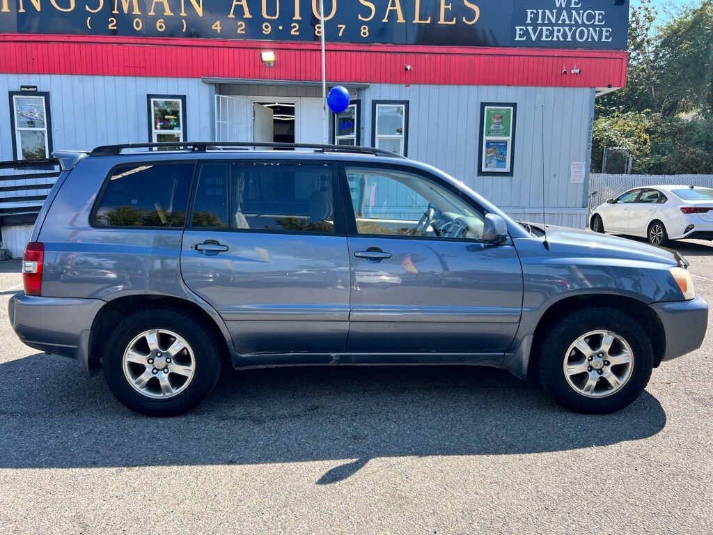 2004 TOYOTA HIGHLANDER BASE Des Moines WA