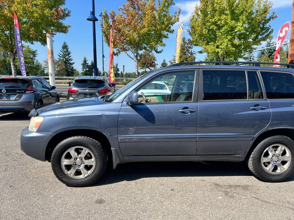 2004 TOYOTA HIGHLANDER BASE Des Moines WA