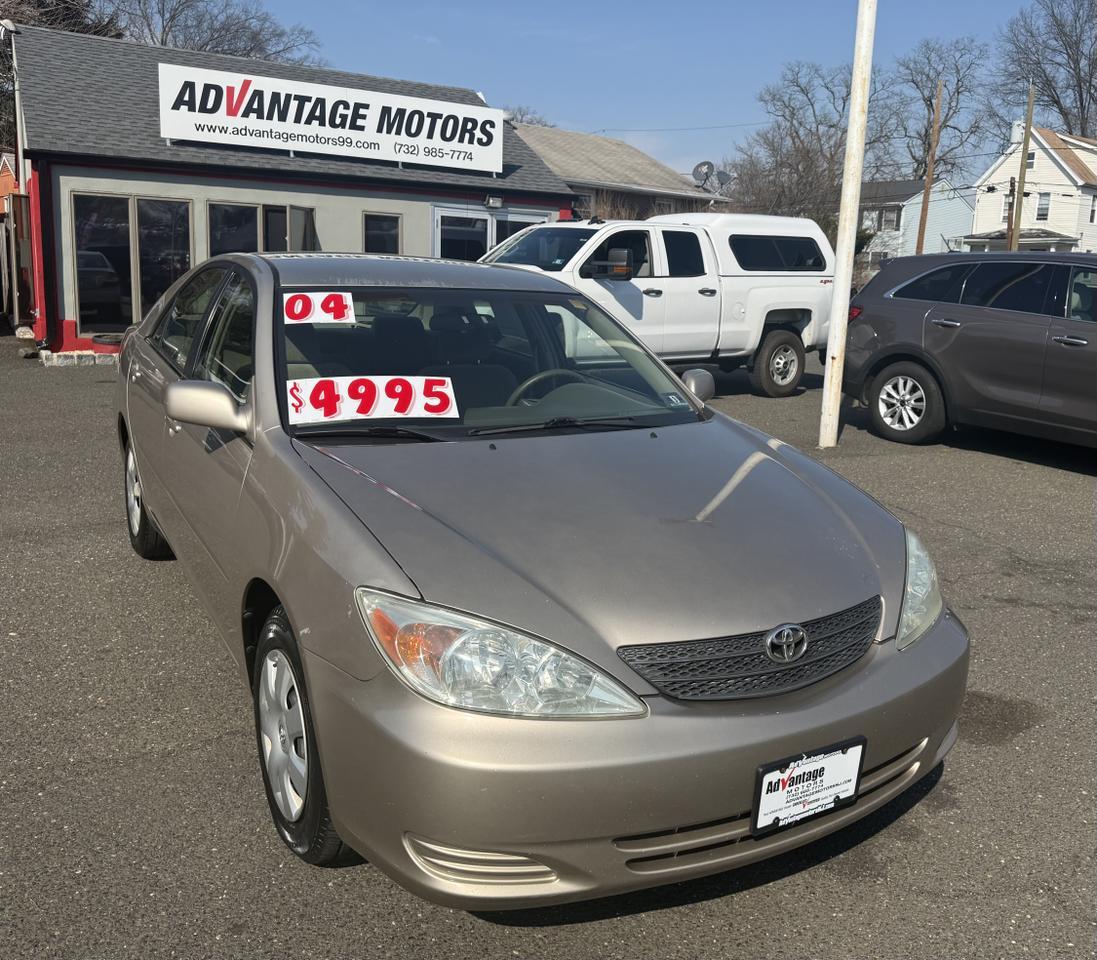 2004 Toyota Camry LE