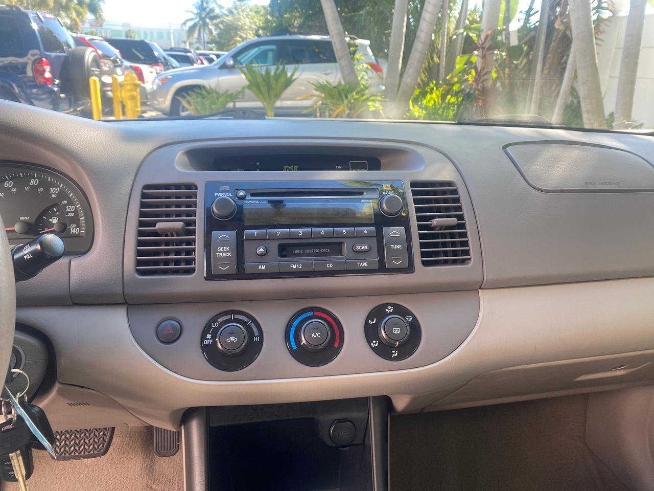 2004 Toyota Camry LE LOW MILES 25,414 ACTUAL Pompano Beach FL