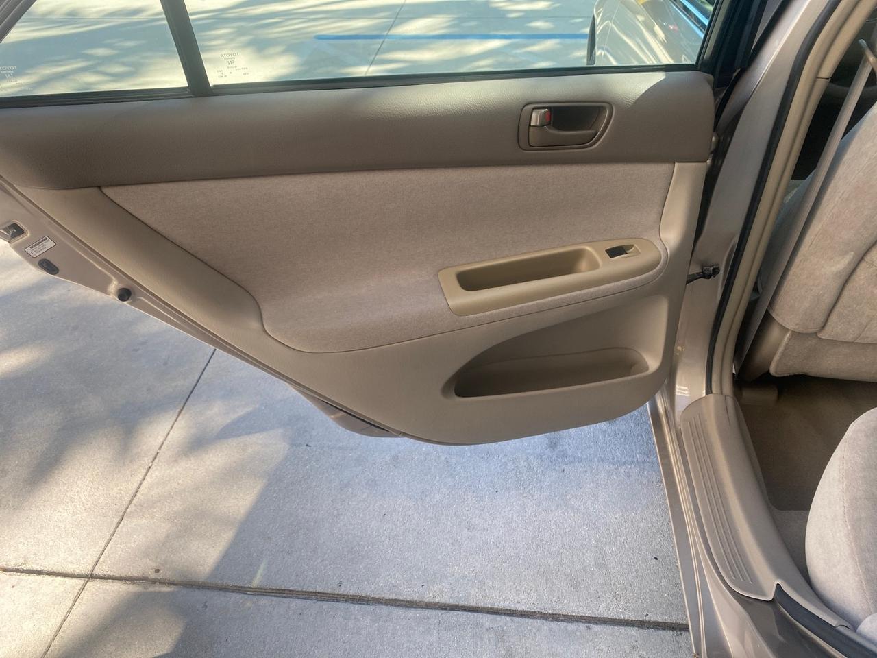 2004 Toyota Camry LE LOW MILES 25,414 ACTUAL Pompano Beach FL