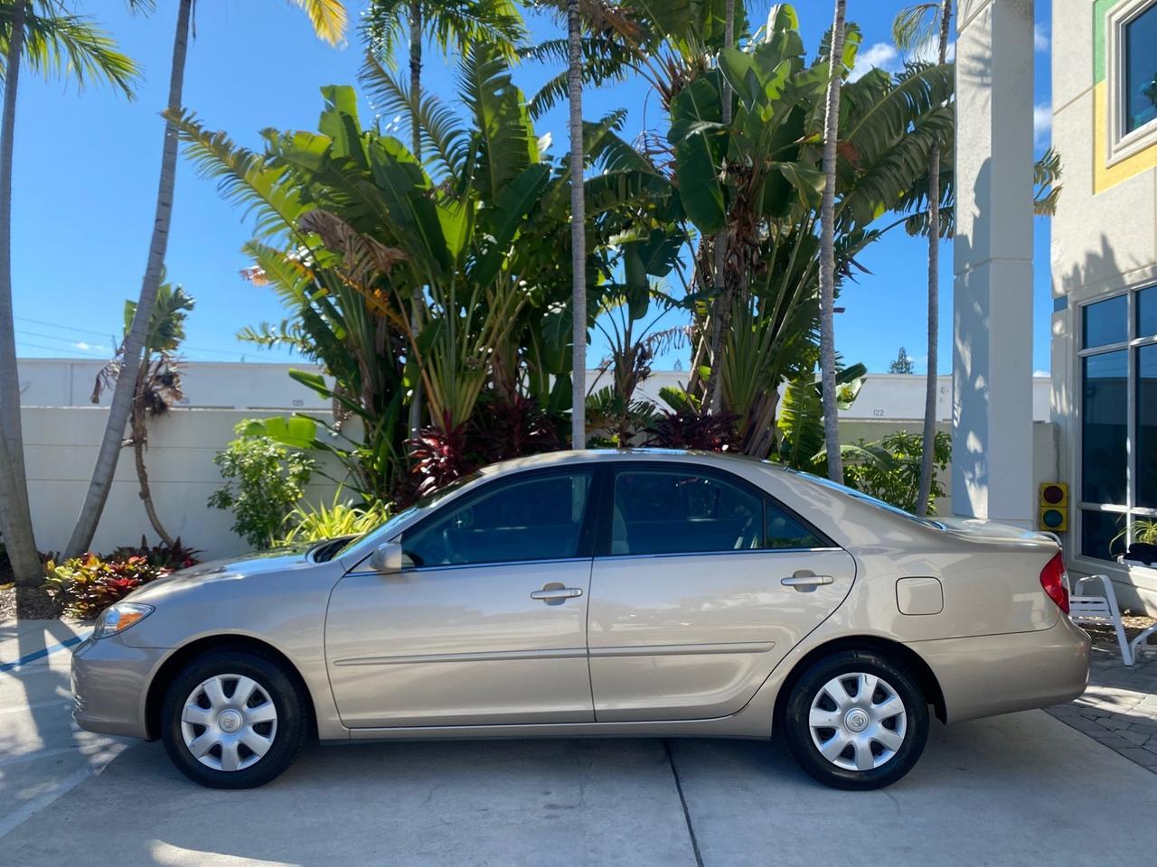 2004 Toyota Camry LE LOW MILES 25,414 ACTUAL Pompano Beach FL