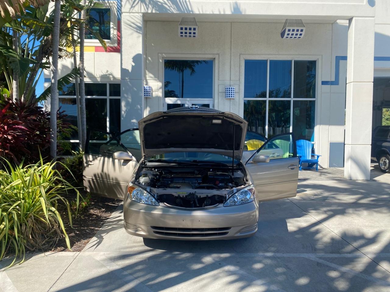 2004 Toyota Camry LE LOW MILES 25,414 ACTUAL Pompano Beach FL