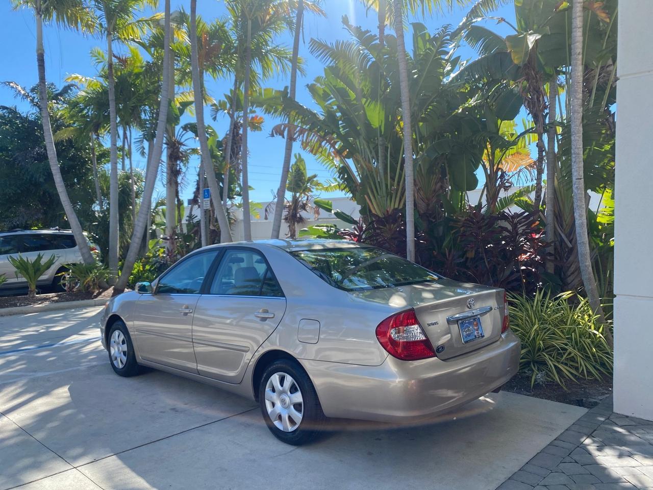 2004 Toyota Camry LE LOW MILES 25,414 ACTUAL Pompano Beach FL
