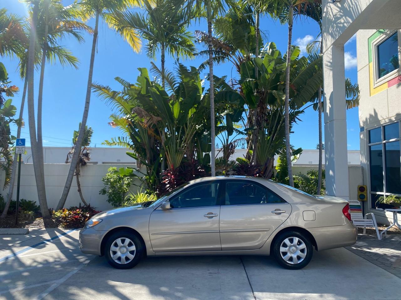 2004 Toyota Camry LE LOW MILES 25,414 ACTUAL Pompano Beach FL