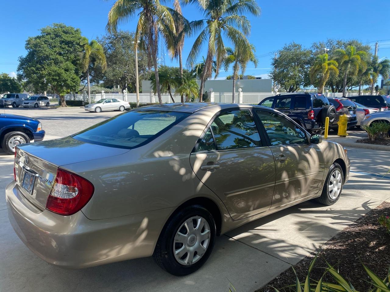 2004 Toyota Camry LE LOW MILES 25,414 ACTUAL Pompano Beach FL