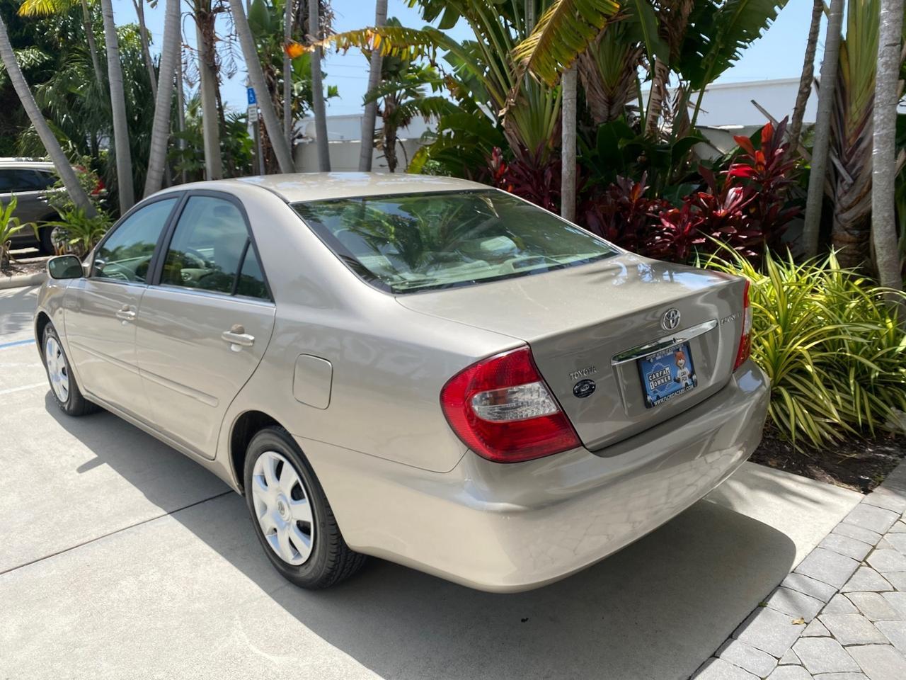 2004 Toyota Camry LE LOW MILES 58,925 1 OWNER Pompano Beach FL