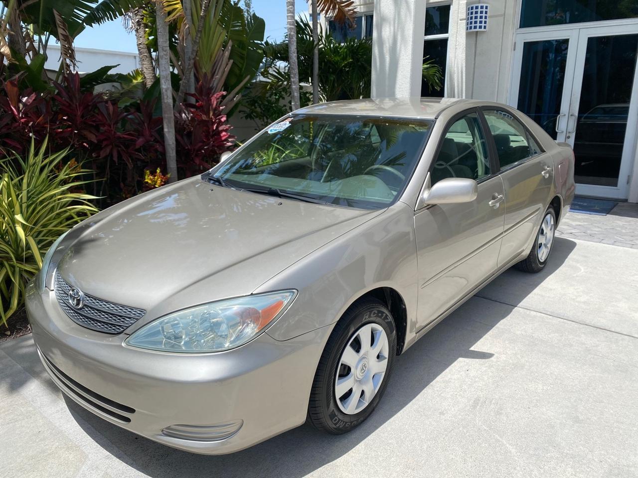 2004 Toyota Camry LE LOW MILES 58,925 1 OWNER Pompano Beach FL