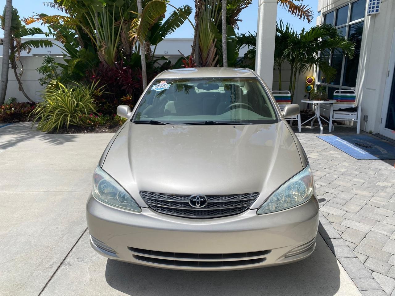 2004 Toyota Camry LE LOW MILES 58,925 1 OWNER