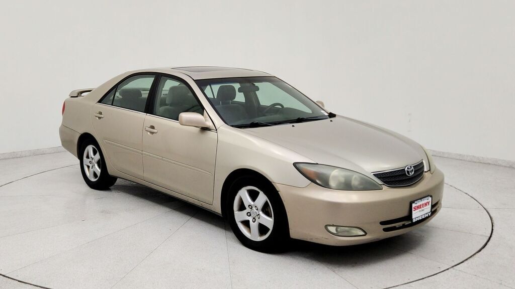 2004 Toyota Camry SE