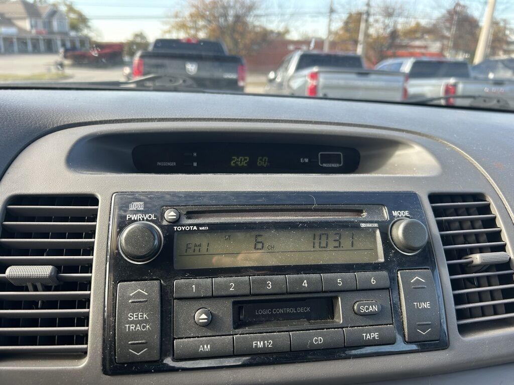 2004 Toyota Camry STD Crestwood KY