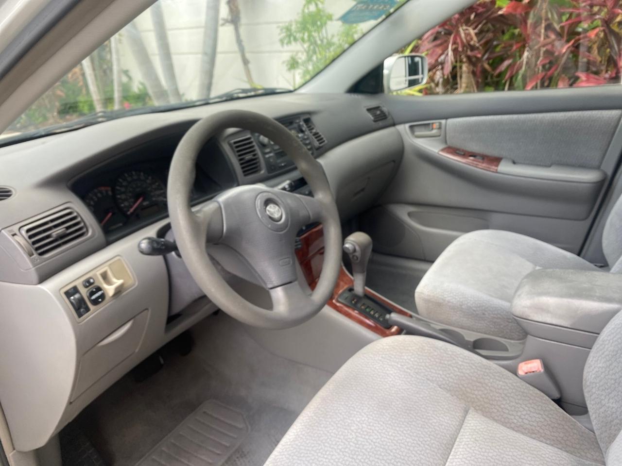 2004 Toyota Corolla LE LOW MILES 47,436 Pompano Beach FL