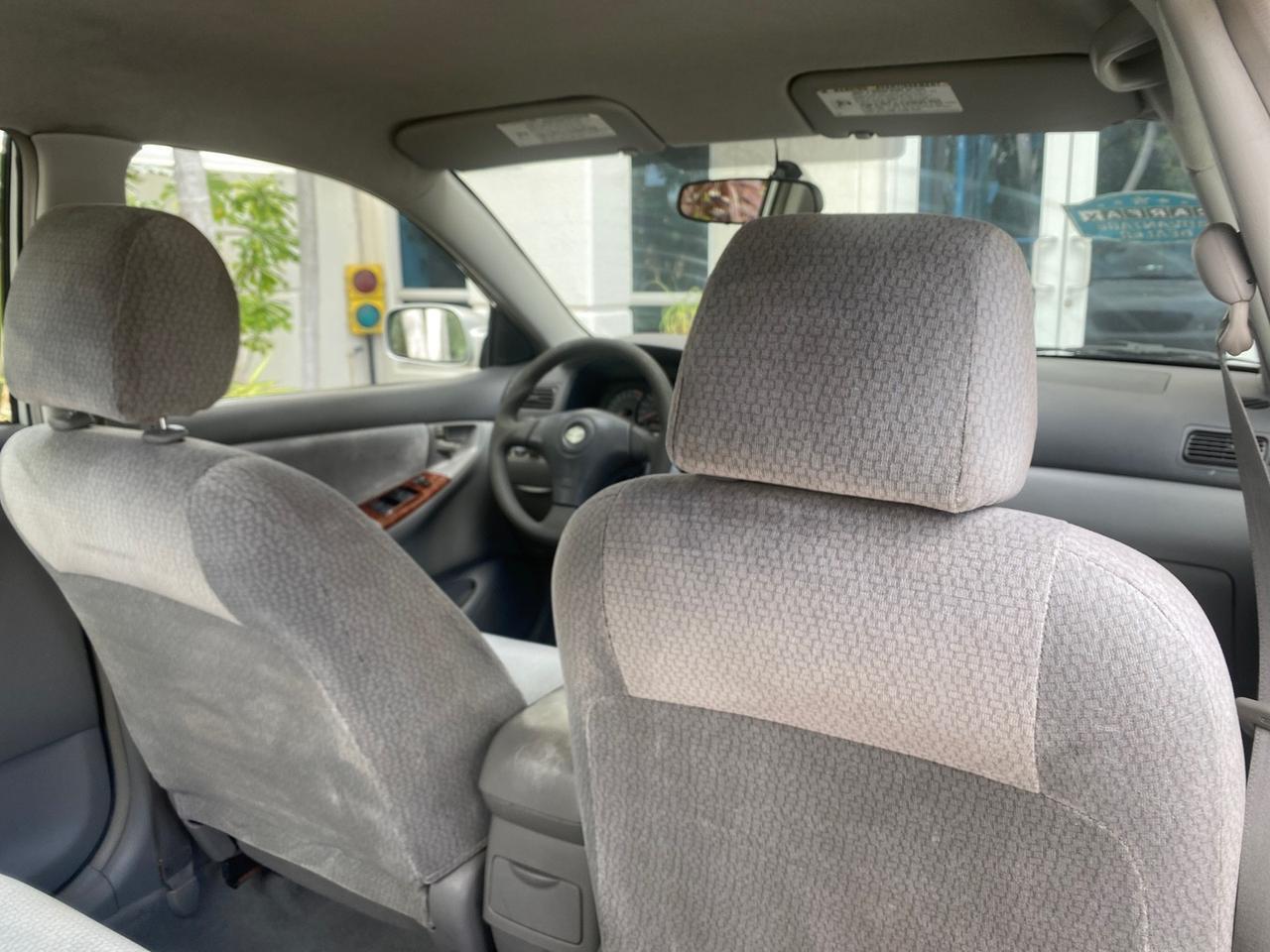2004 Toyota Corolla LE LOW MILES 47,436 Pompano Beach FL