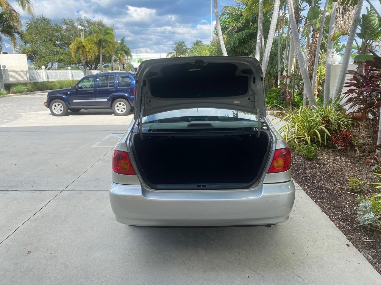 2004 Toyota Corolla LE LOW MILES 47,436 Pompano Beach FL