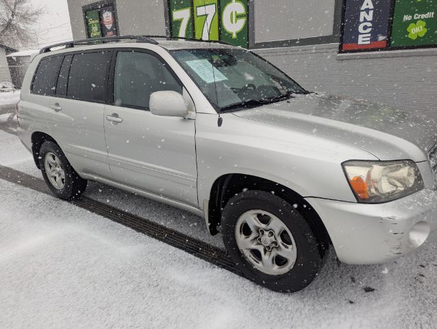 2004 Toyota Highlander Base