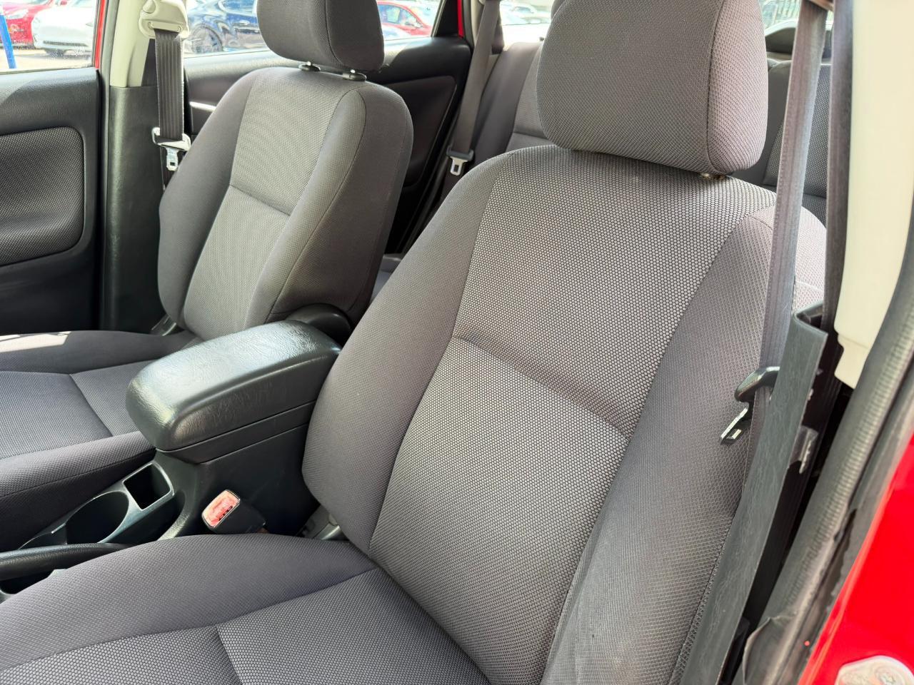 2004 Toyota Matrix 5dr Wgn Std Auto (Natl) Jacksonville FL
