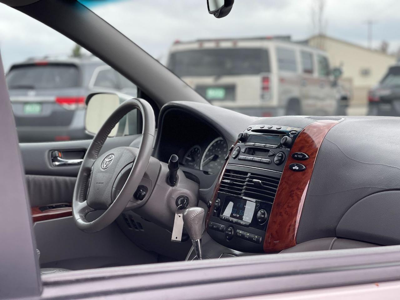 2004 Toyota Sienna XLE | XLE Limited Spokane WA