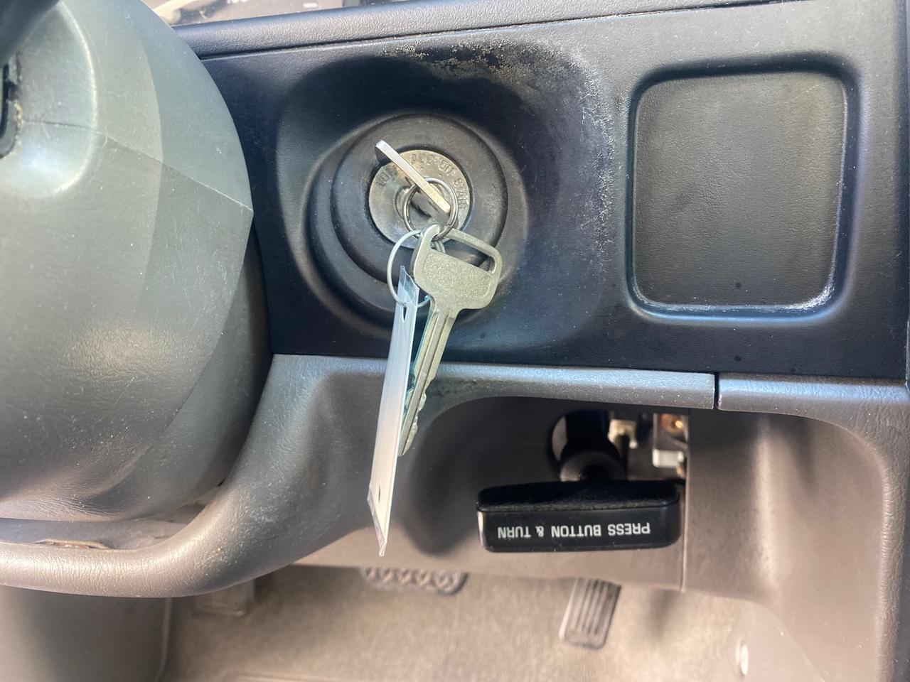 2004 Toyota Tacoma 1 OWNER AUTO AC LIKE NEW Pompano Beach FL