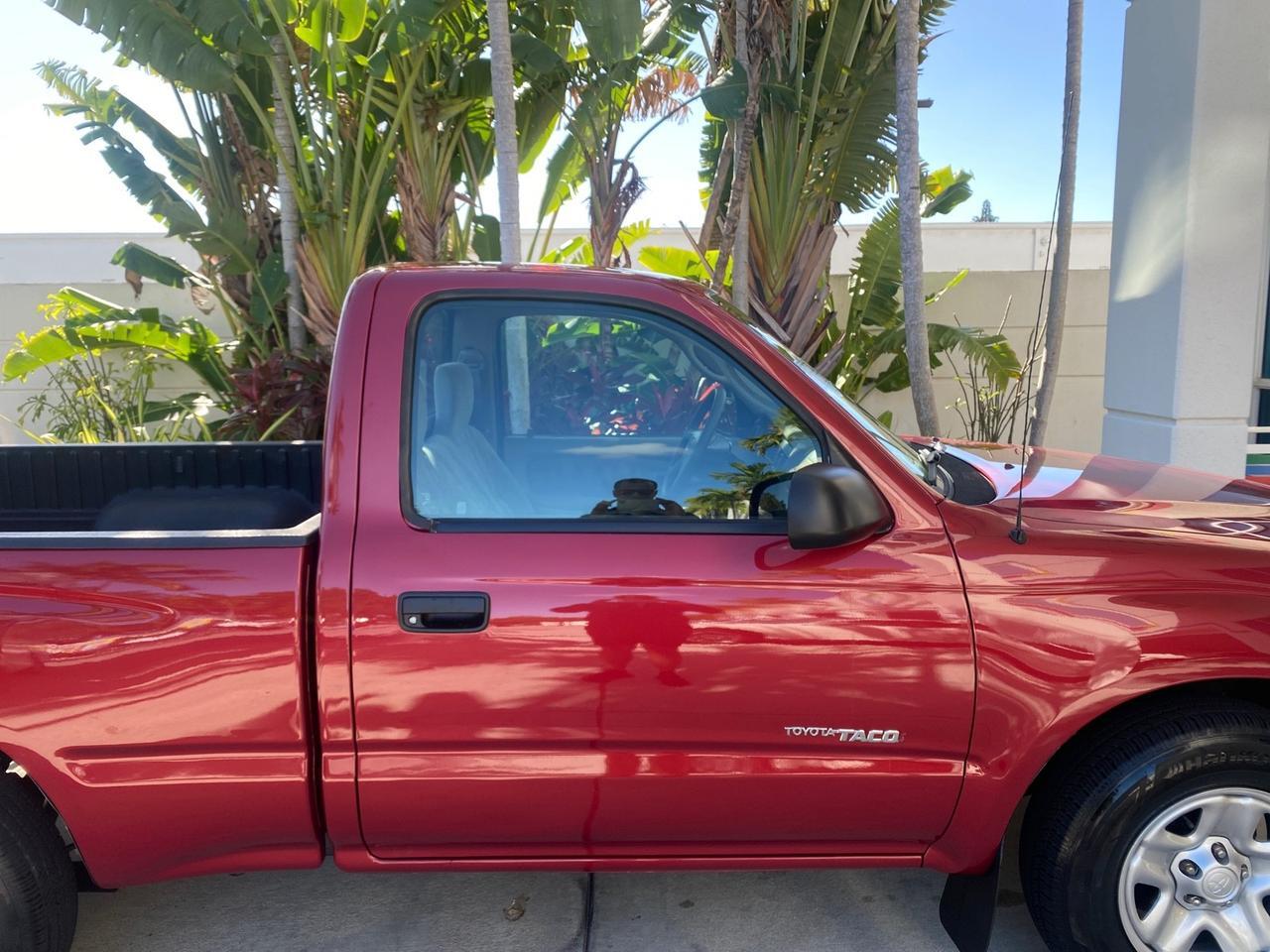 2004 Toyota Tacoma 1 OWNER AUTO AC LIKE NEW Pompano Beach FL