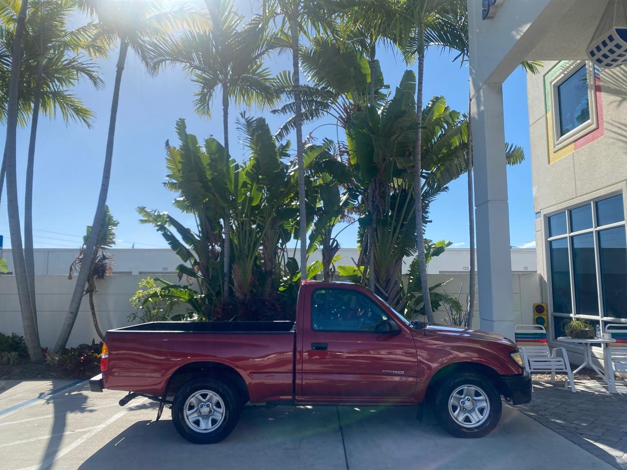 2004 Toyota Tacoma 1 OWNER AUTO AC LIKE NEW Pompano Beach FL