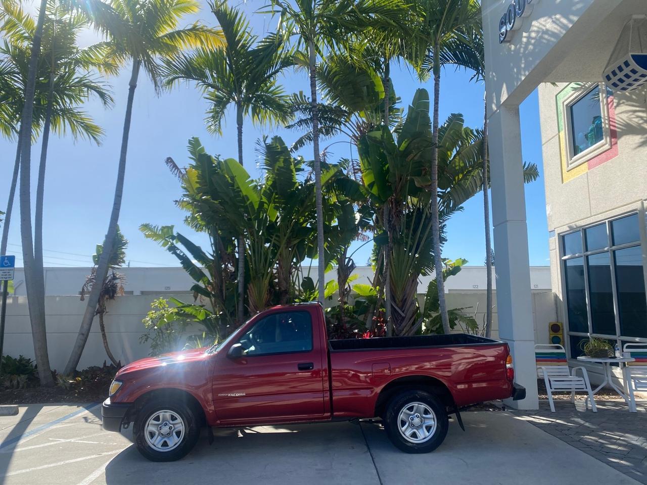 2004 Toyota Tacoma 1 OWNER AUTO AC LIKE NEW Pompano Beach FL