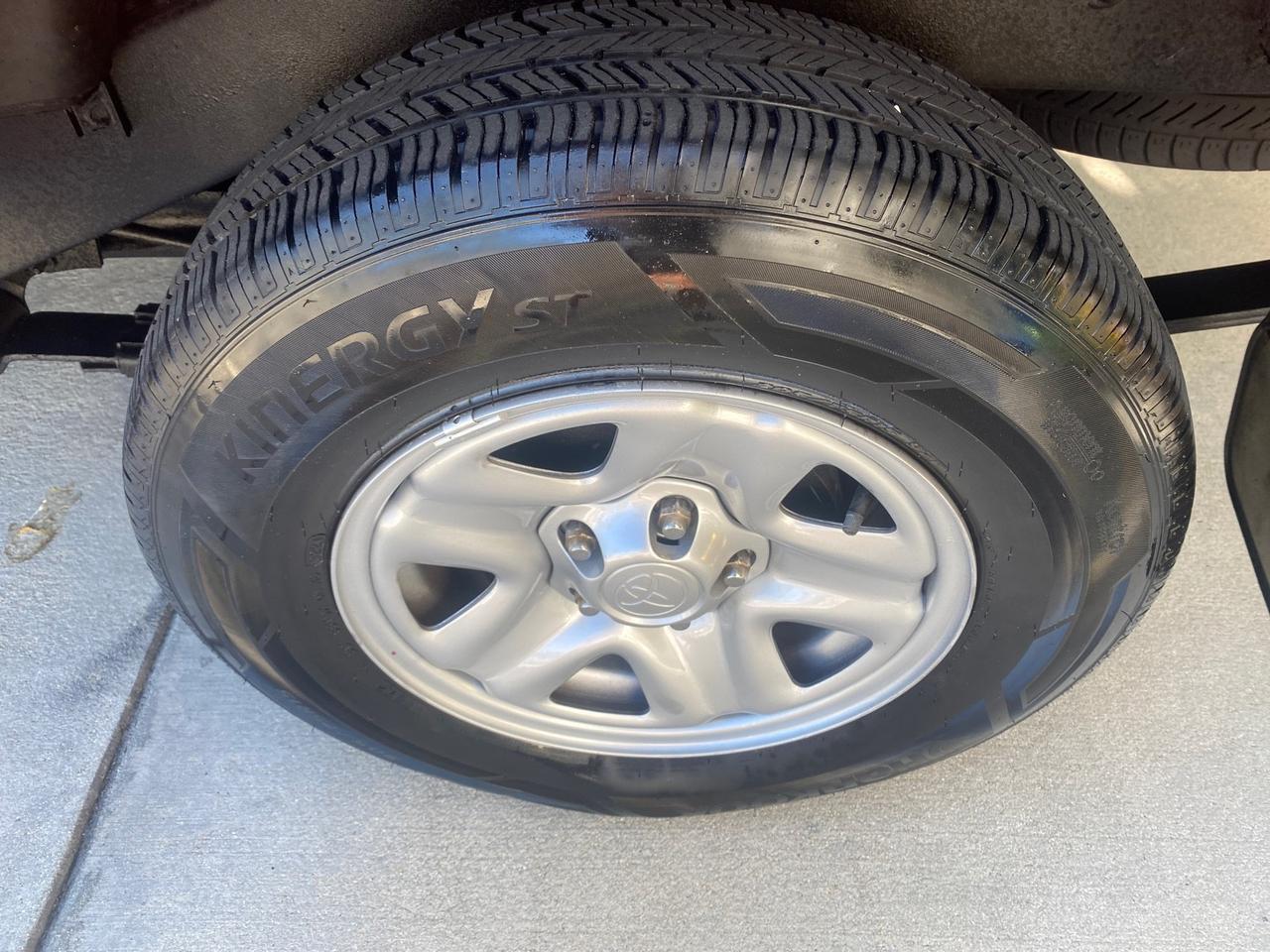 2004 Toyota Tacoma 1 OWNER AUTO AC LIKE NEW Pompano Beach FL