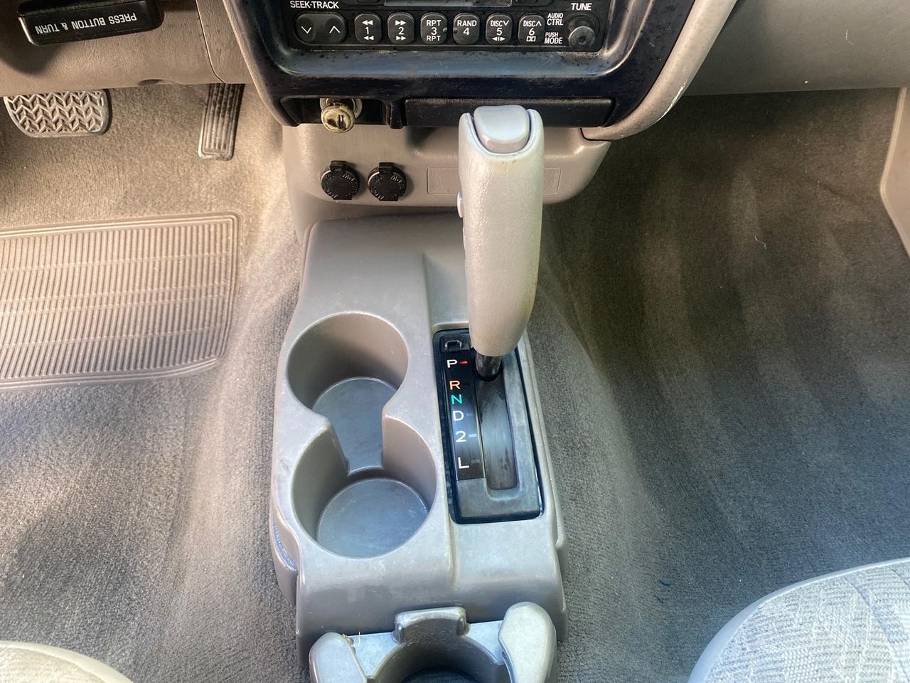 2004 Toyota Tacoma 1 OWNER AUTO AC LIKE NEW Pompano Beach FL