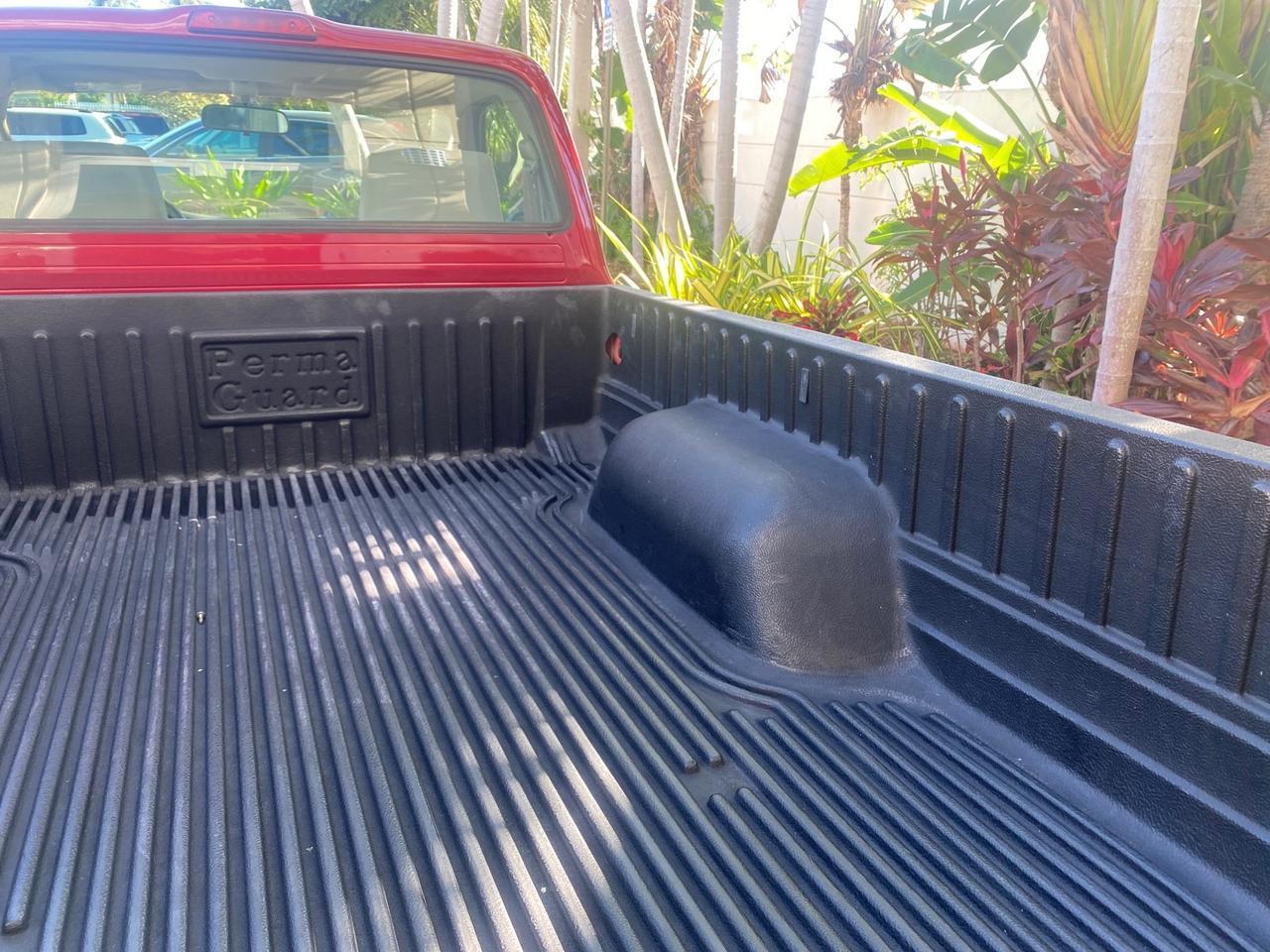2004 Toyota Tacoma 1 OWNER AUTO AC LIKE NEW Pompano Beach FL