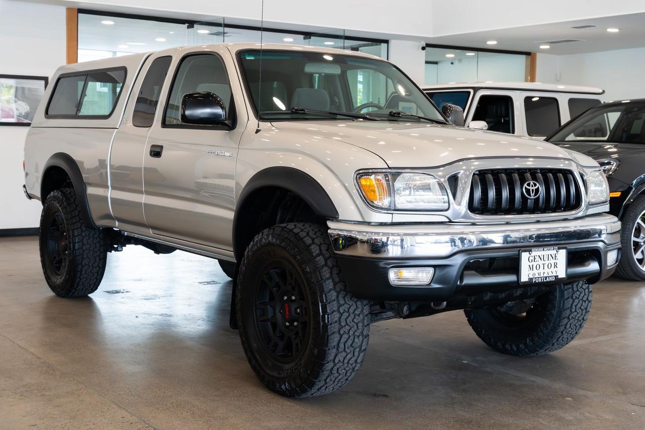 2004 Toyota Tacoma Base