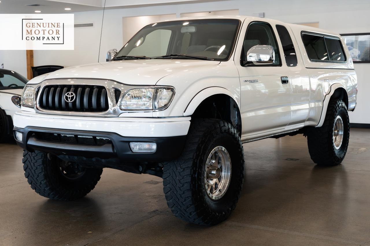2004 Toyota Tacoma Base