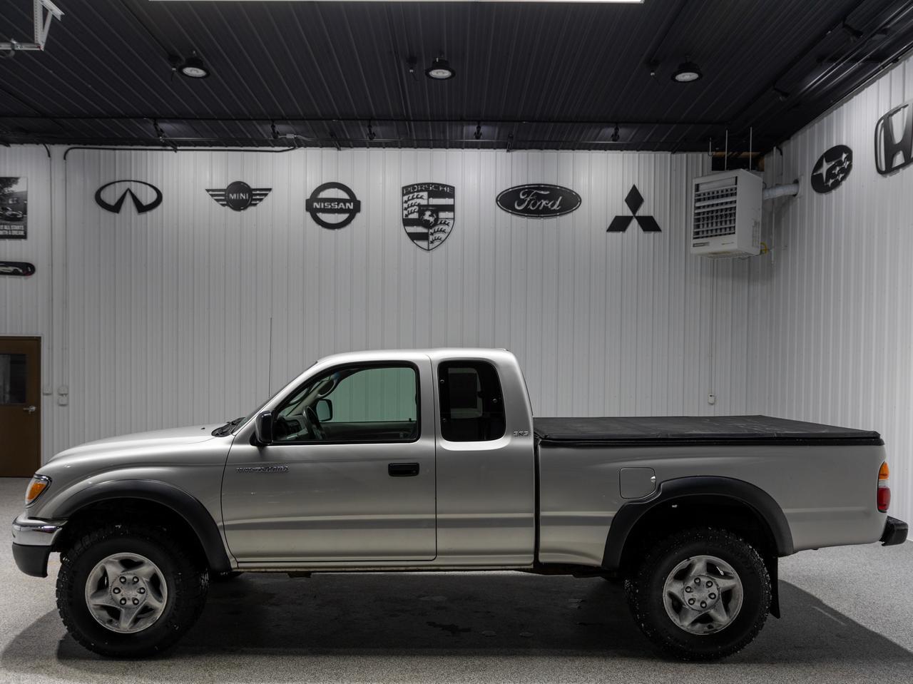 2004 Toyota Tacoma PreRunner Club Cab Cranberry PA