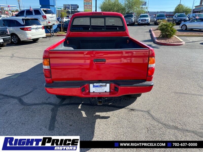 2004 Toyota Tacoma PreRunner photo 4