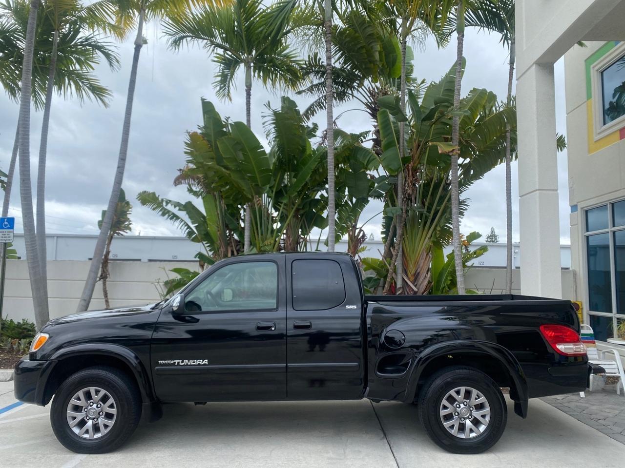 2004 Toyota Tundra SR5 1 OWNER 4WD XTRA CAB STEP SIDE Pompano Beach FL