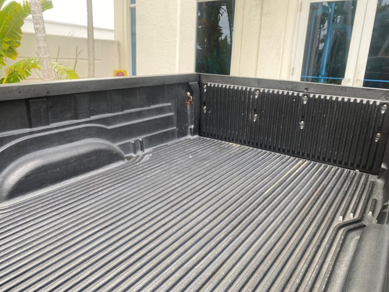 2004 Toyota Tundra SR5 1 OWNER 4WD XTRA CAB STEP SIDE Pompano Beach FL