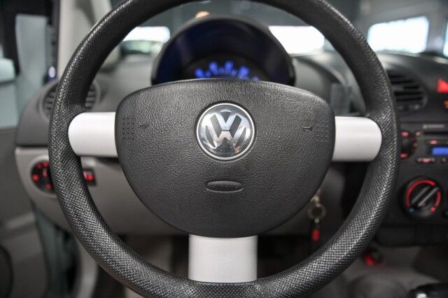 2004 Volkswagen Beetle GLS 2dr Convertible Chicago IL