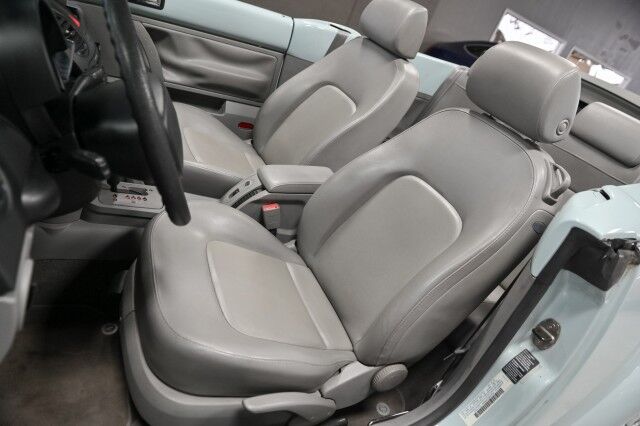 2004 Volkswagen Beetle GLS 2dr Convertible Chicago IL
