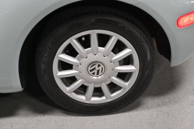 2004 Volkswagen Beetle GLS 2dr Convertible Chicago IL