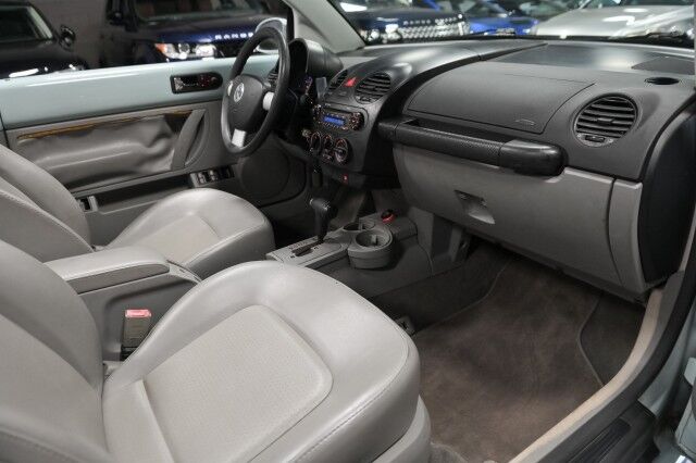 2004 Volkswagen Beetle GLS 2dr Convertible Chicago IL