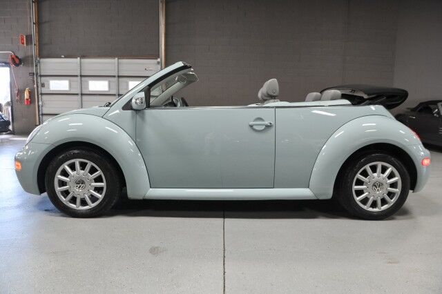 2004 Volkswagen Beetle GLS 2dr Convertible