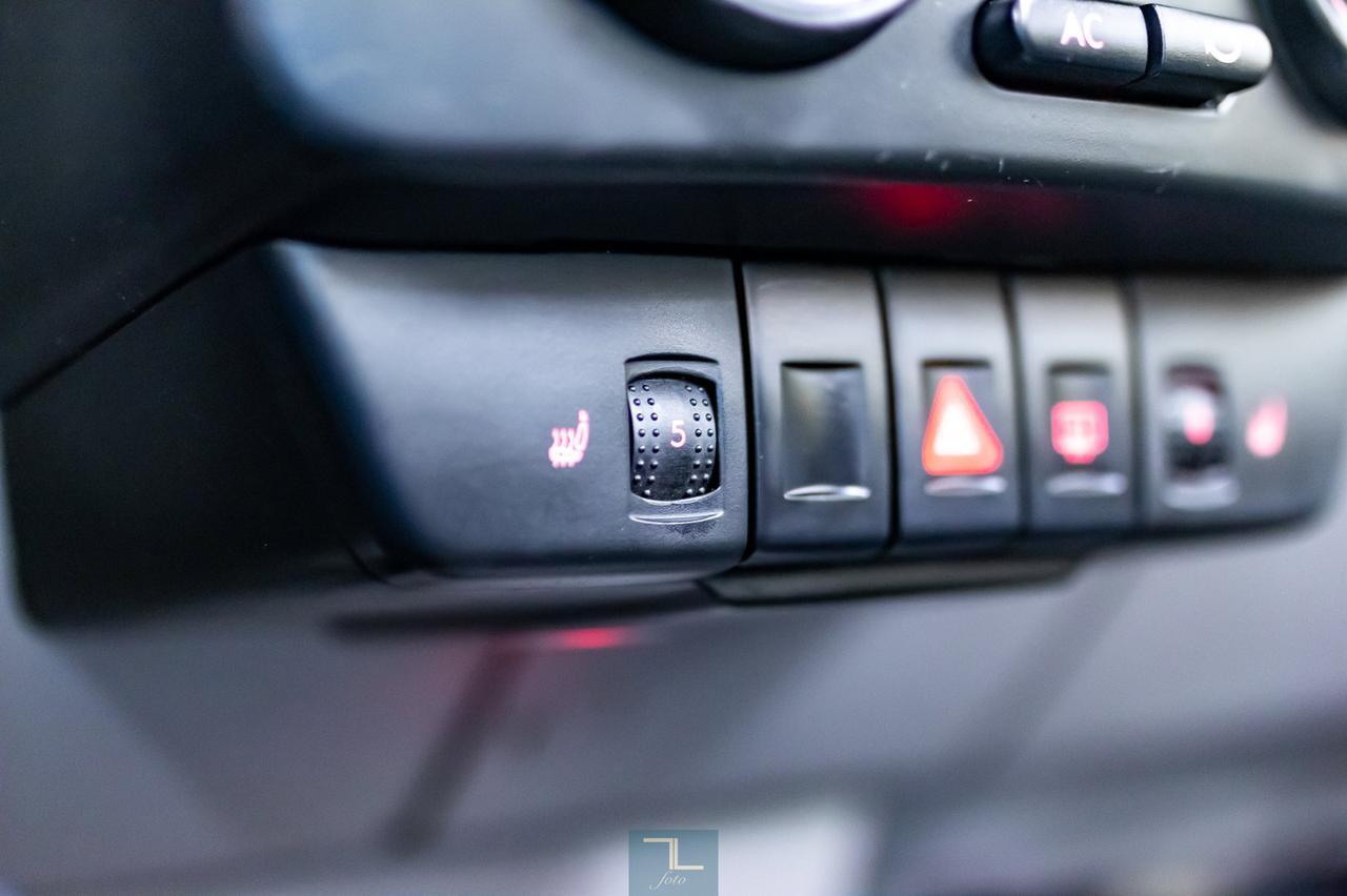 2004 Volkswagen Beetle GLS Convertible Leather Red Deer AB