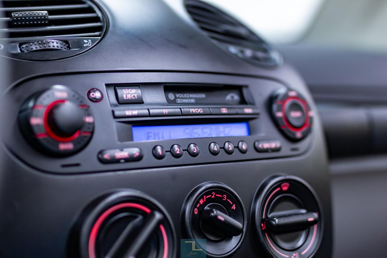 2004 Volkswagen Beetle GLS Convertible Leather Red Deer AB