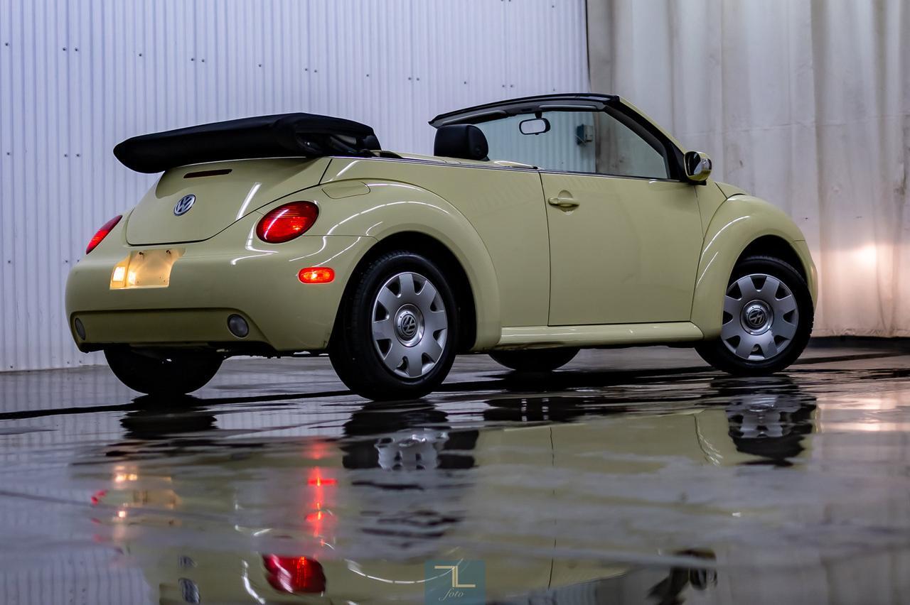 2004 Volkswagen Beetle GLS Convertible Leather Red Deer AB