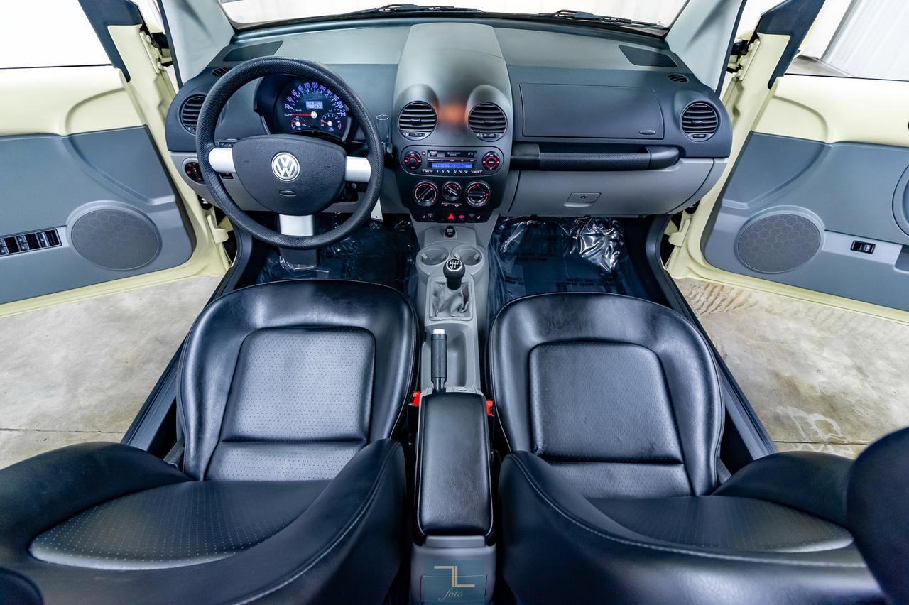 2004 Volkswagen Beetle GLS Convertible Leather Red Deer AB