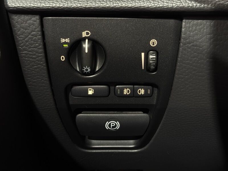 2004 Volvo XC90 2.5T AWD Arlington VA