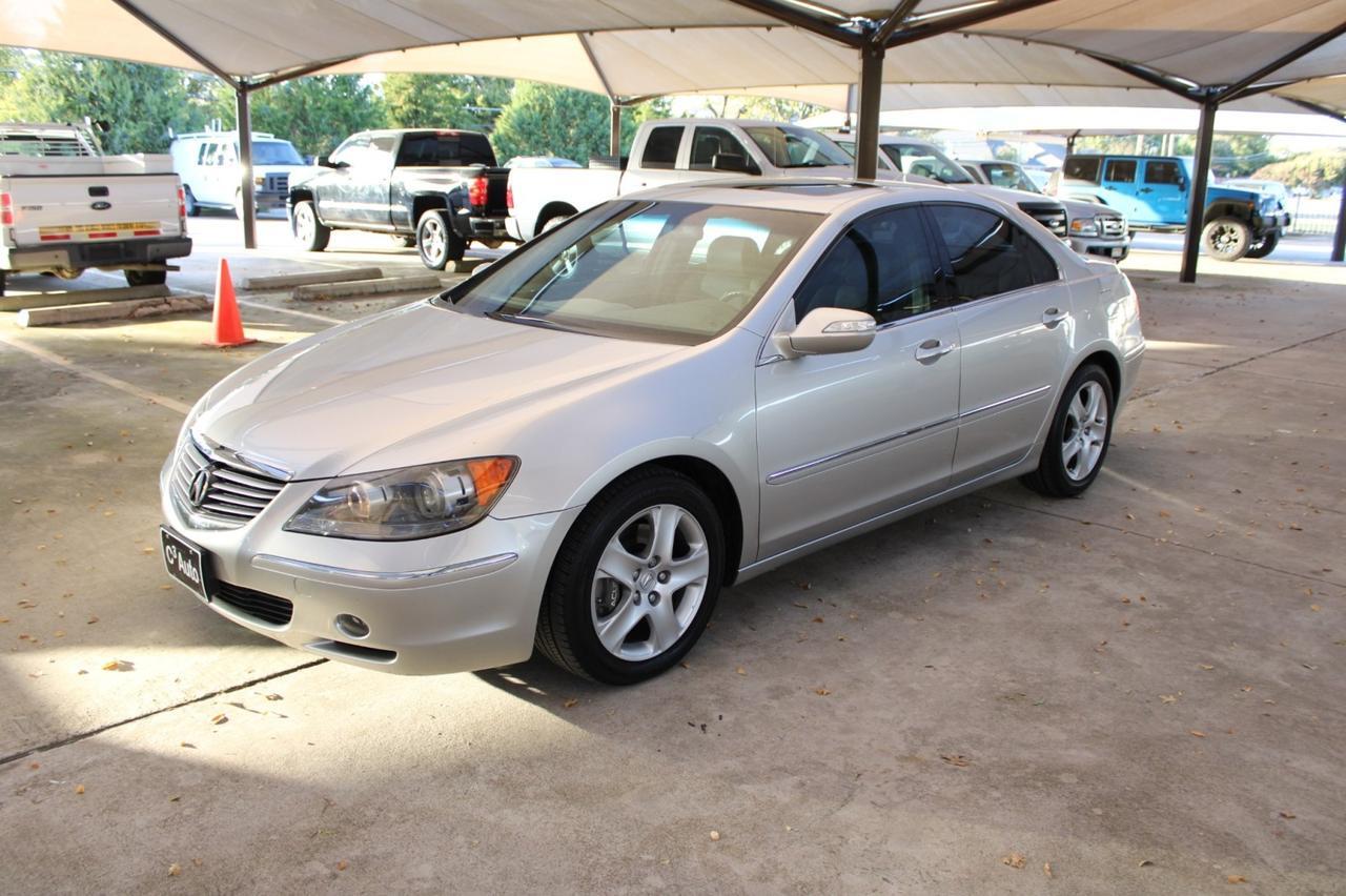 2005 Acura RL